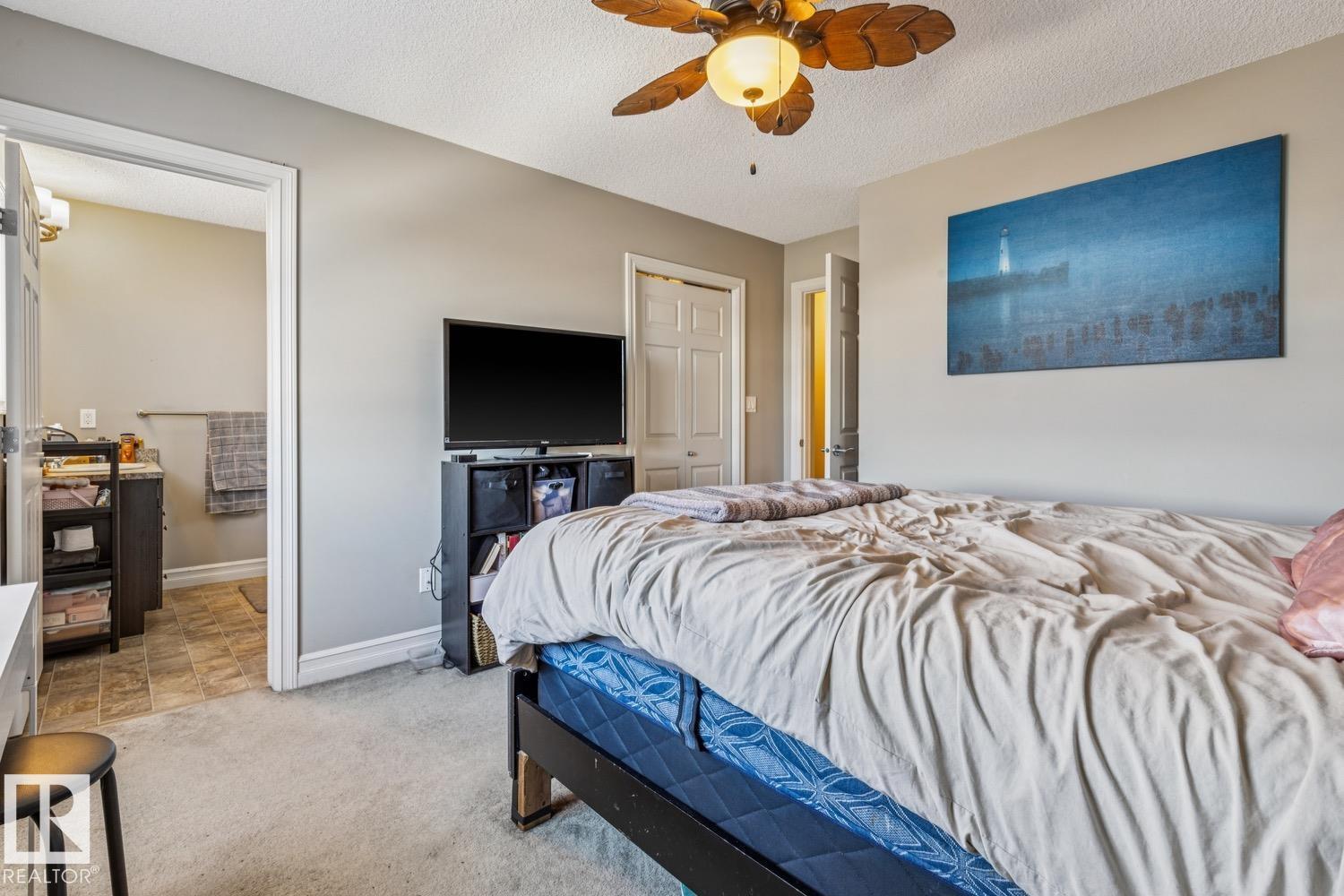 5409 3 AV SW - 26