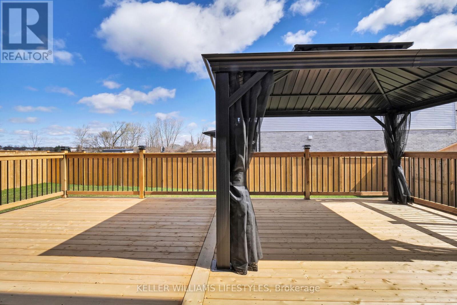 104 CRESTVIEW DRIVE - 40