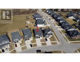 104 Crestview Drive, Middlesex Centre, ON N0L1R0 Photo 45