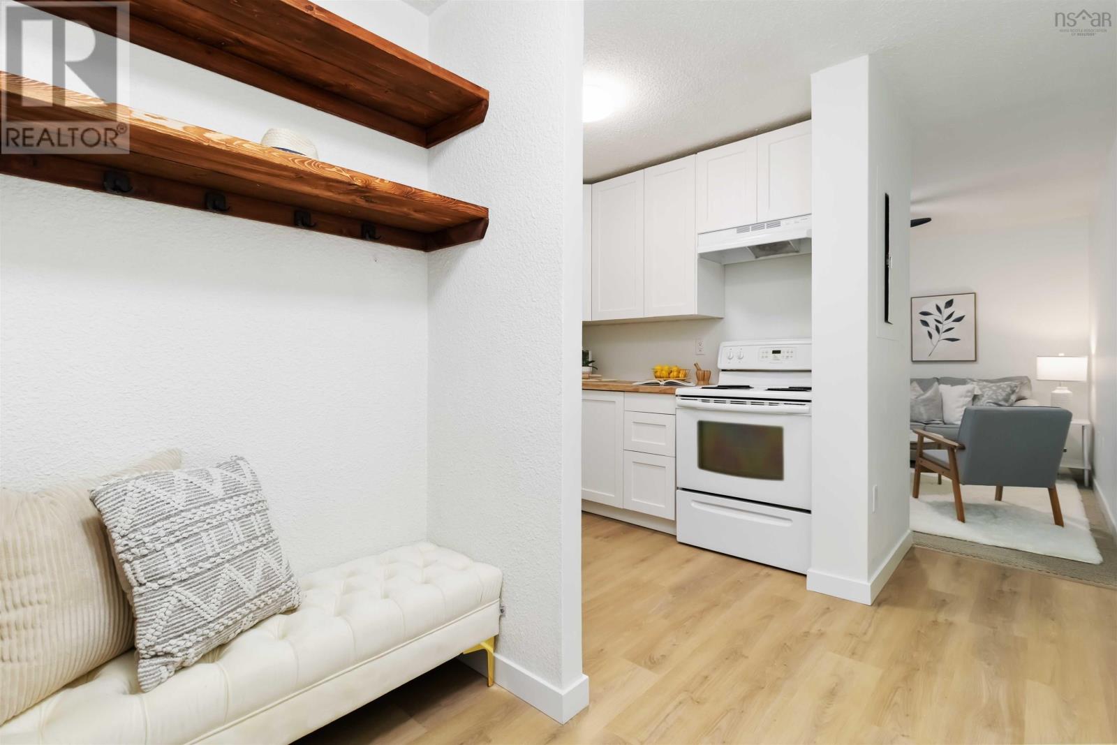 Property 9 of 25 of 5572 North Ridge Road