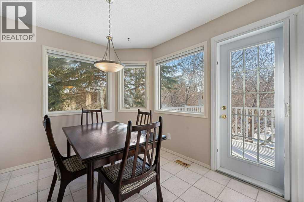 Single Family House for Sale in  Douglasbank Gardens SE Douglasdale/Glen Calgary 