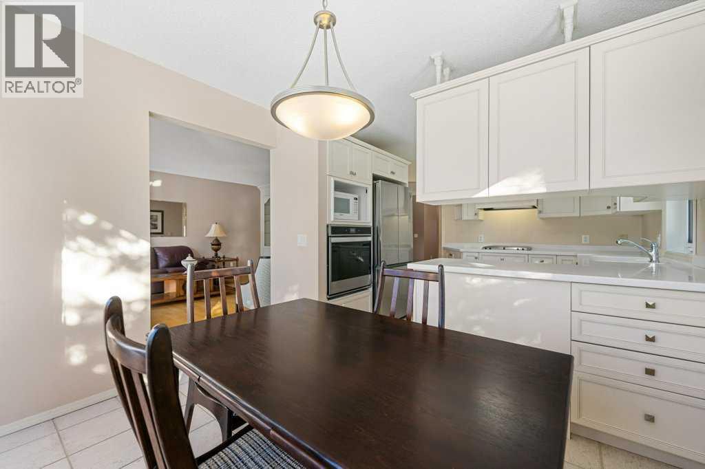 Single Family House for Sale in  Douglasbank Gardens SE Douglasdale/Glen Calgary 