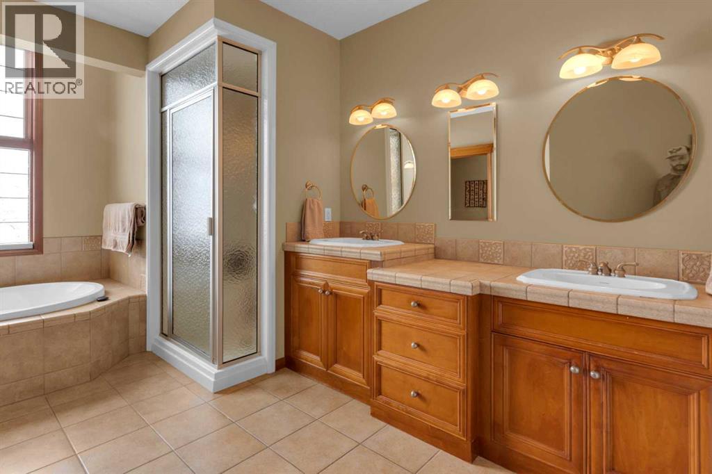 222 Ross Avenue, Cochrane