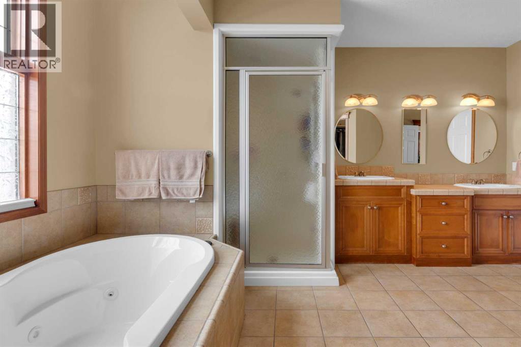 222 Ross Avenue, Cochrane