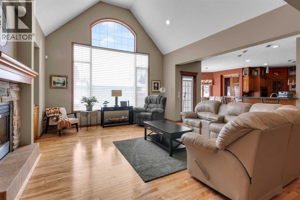 222 Ross Avenue, Cochrane