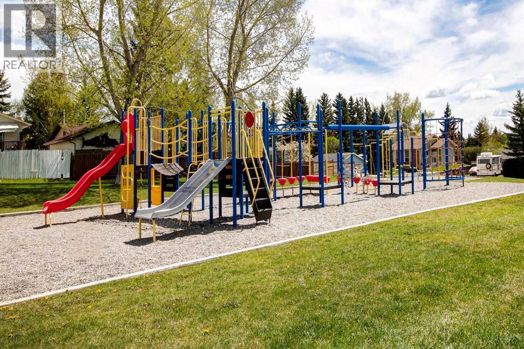 222 Ross Avenue, Cochrane