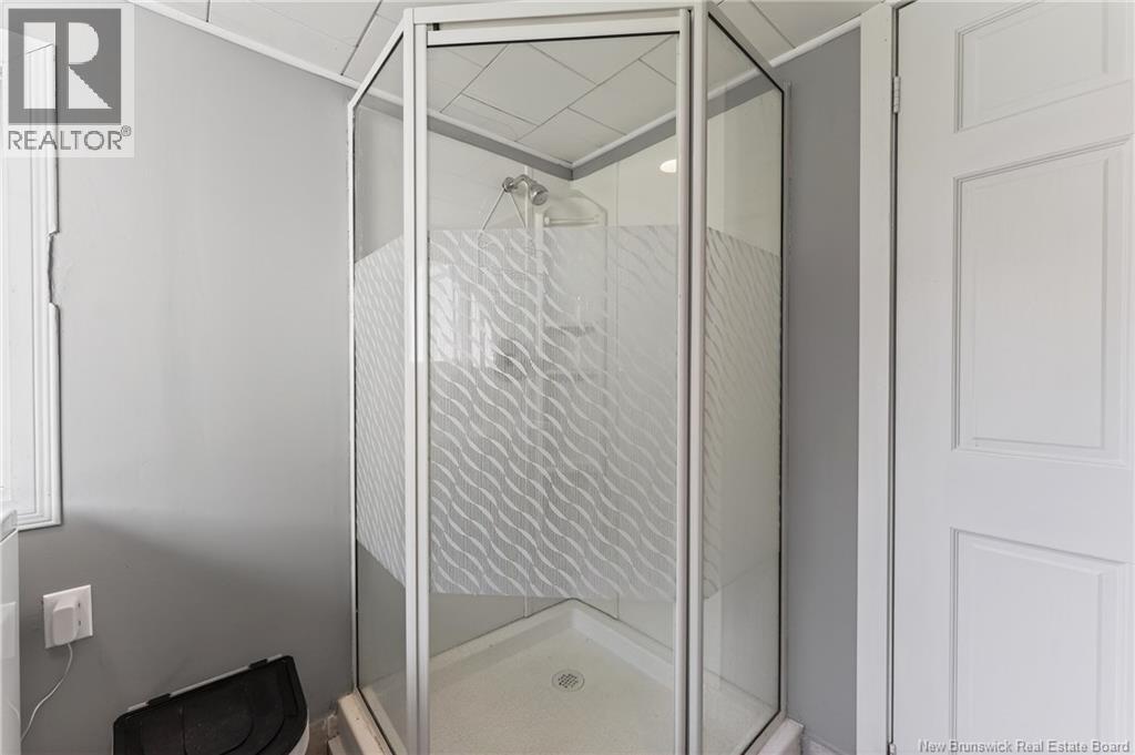 1 Abbott Street - 28