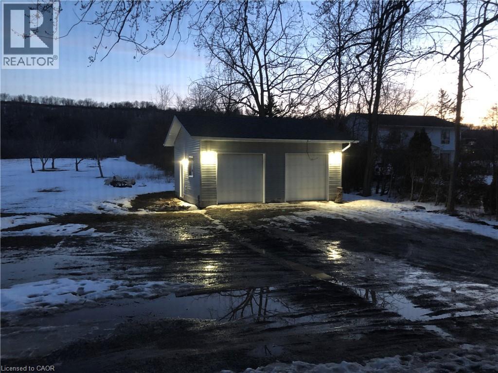 1058 HIGHWAY NO 8, Stoney Creek, Ontario, L8E5H8 — Photo 44