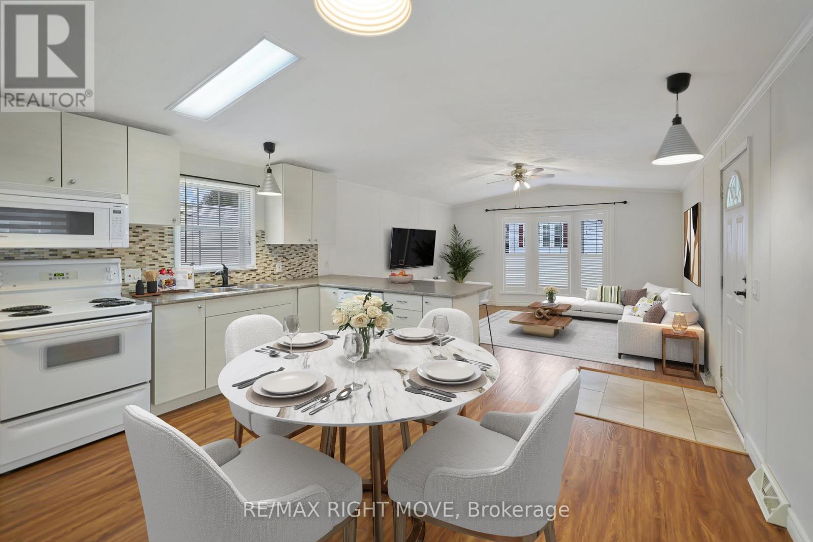 4041 ASH CRESCENT - 1
