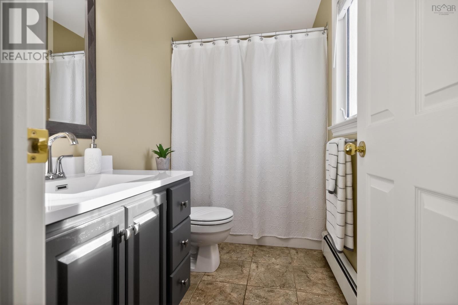 Property 23 of 50 of 6 Caytyon Court