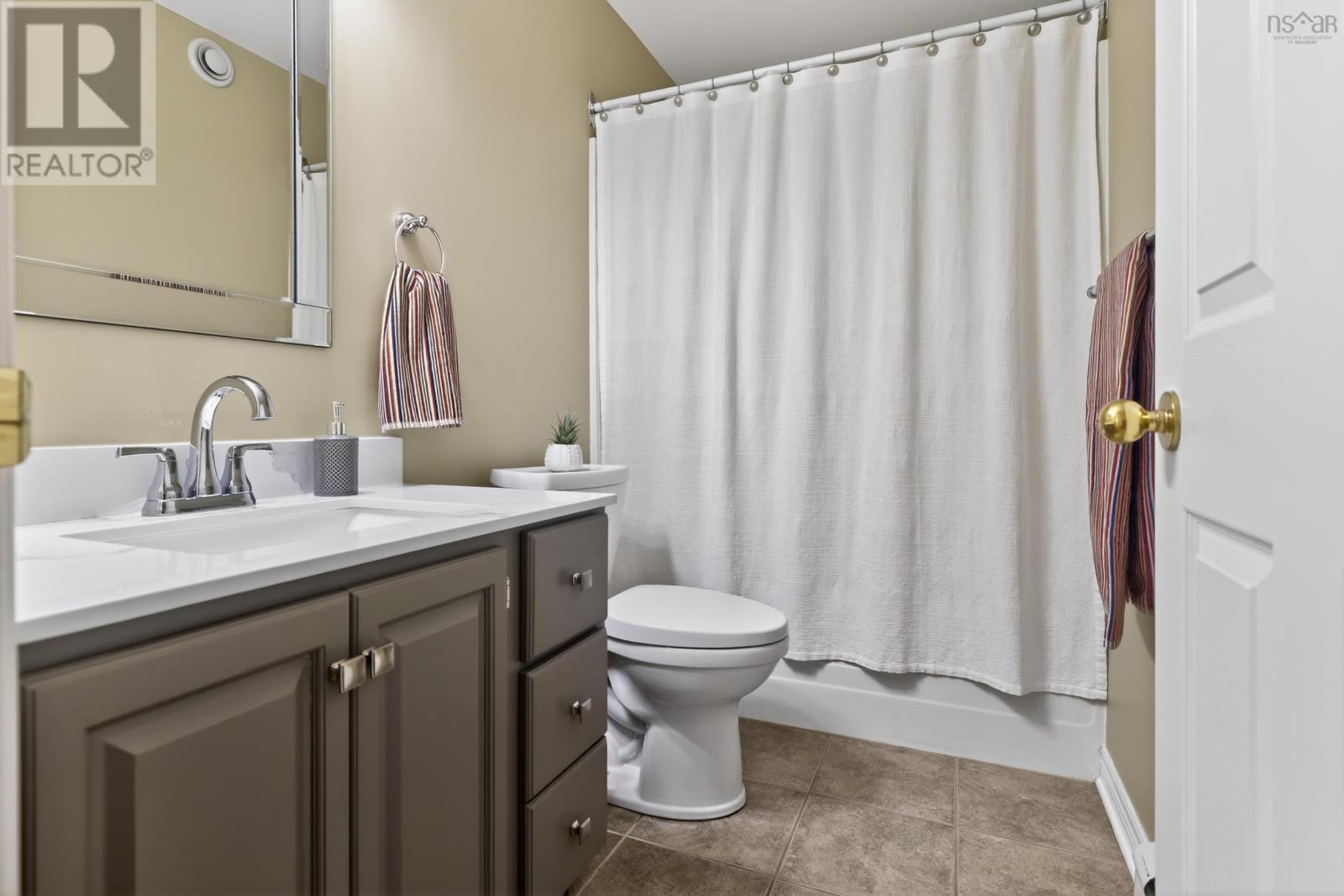 Property 26 of 50 of 6 Caytyon Court