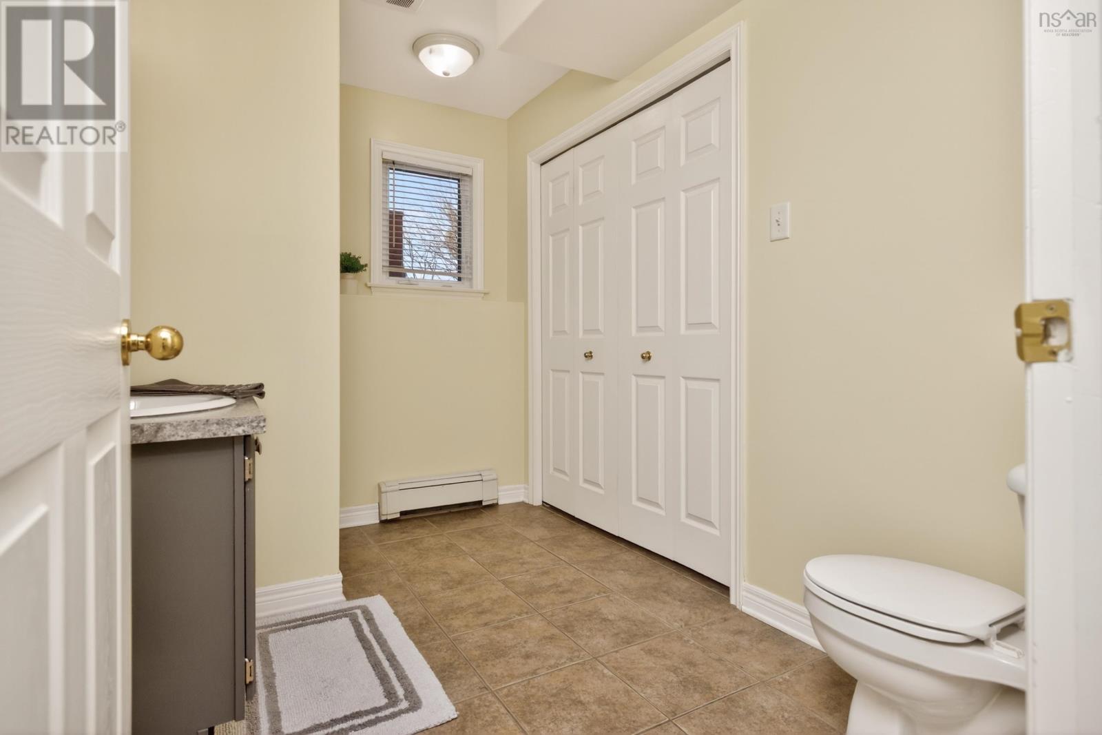 Property 34 of 50 of 6 Caytyon Court