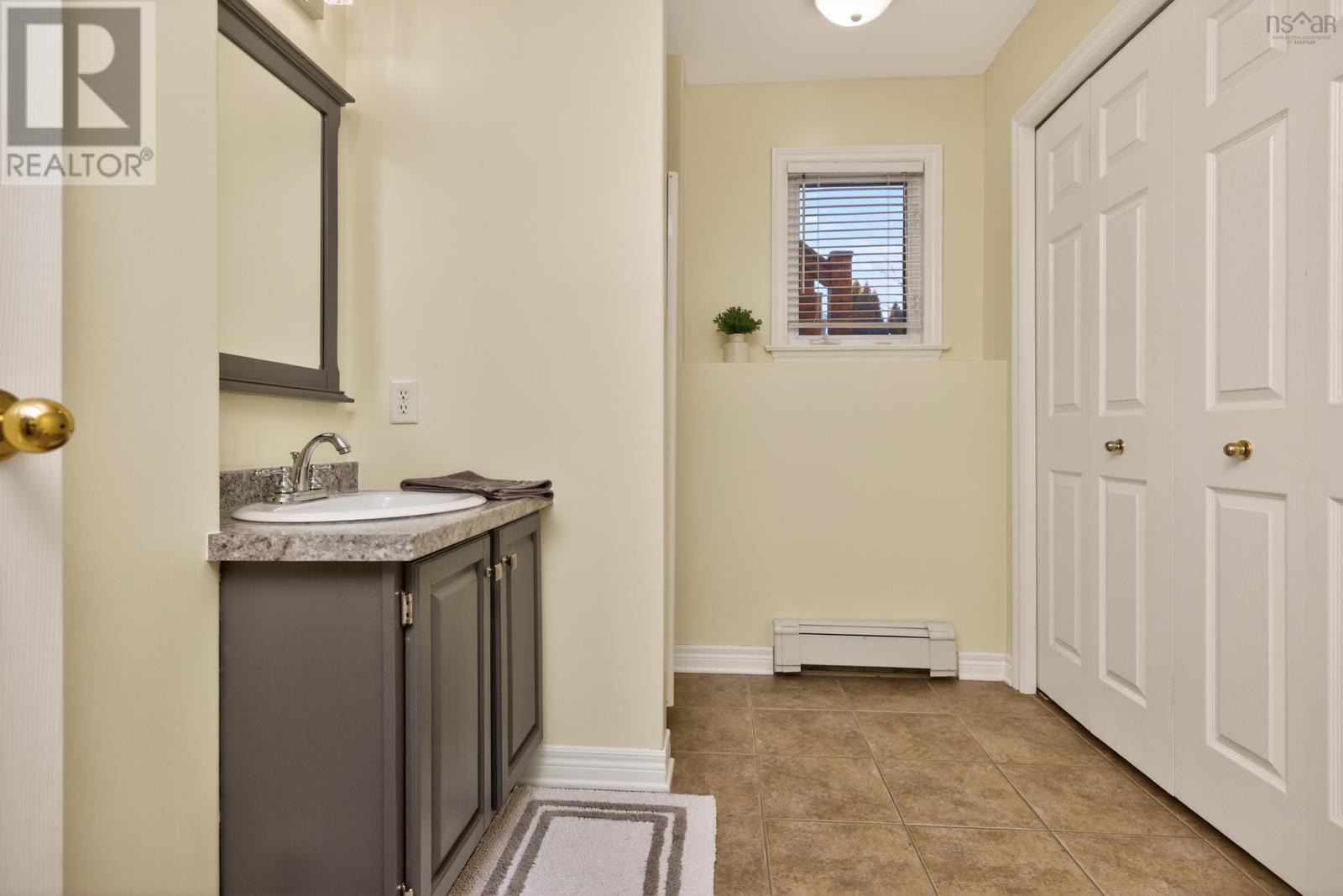 Property 33 of 50 of 6 Caytyon Court