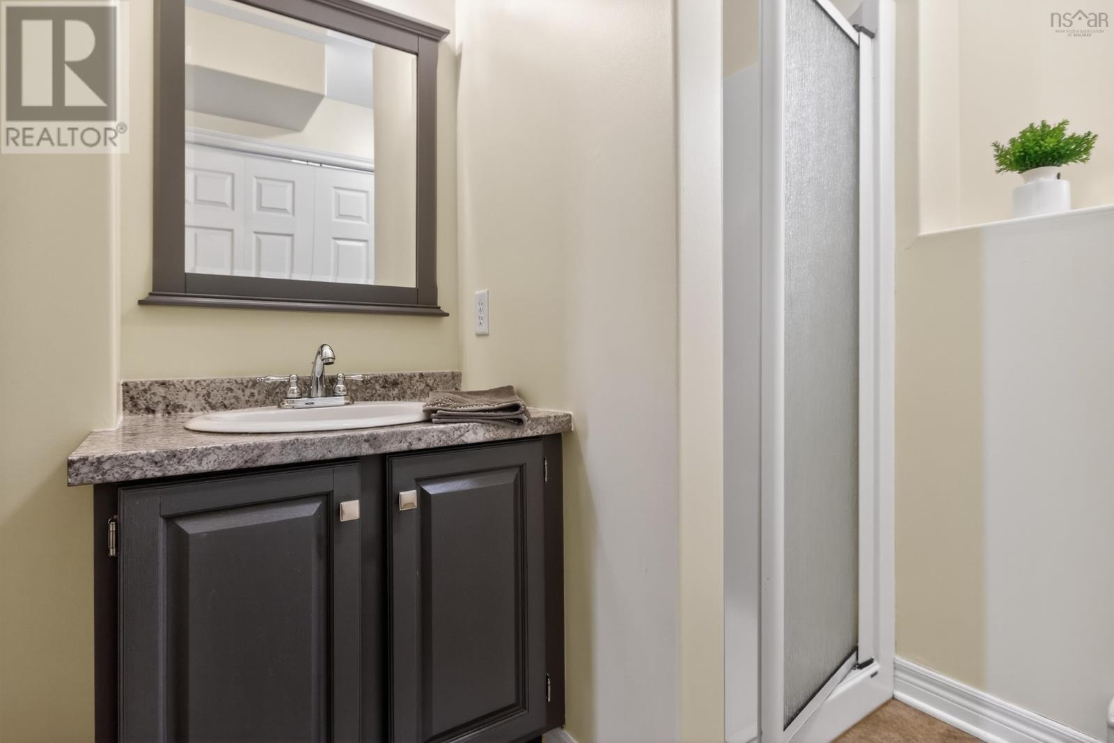 Property 35 of 50 of 6 Caytyon Court