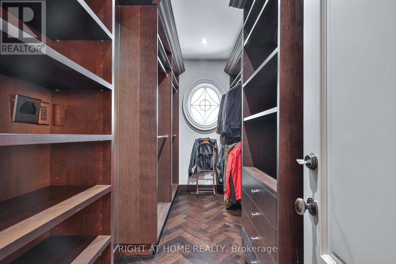 41 OLD FOREST HILL ROAD - 21