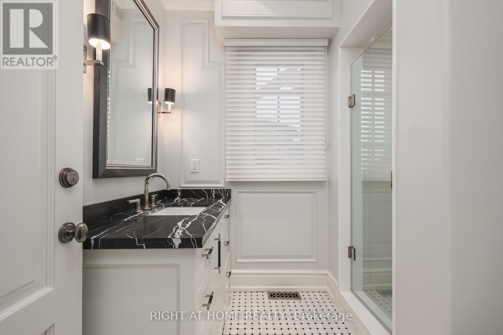 41 OLD FOREST HILL ROAD - 25