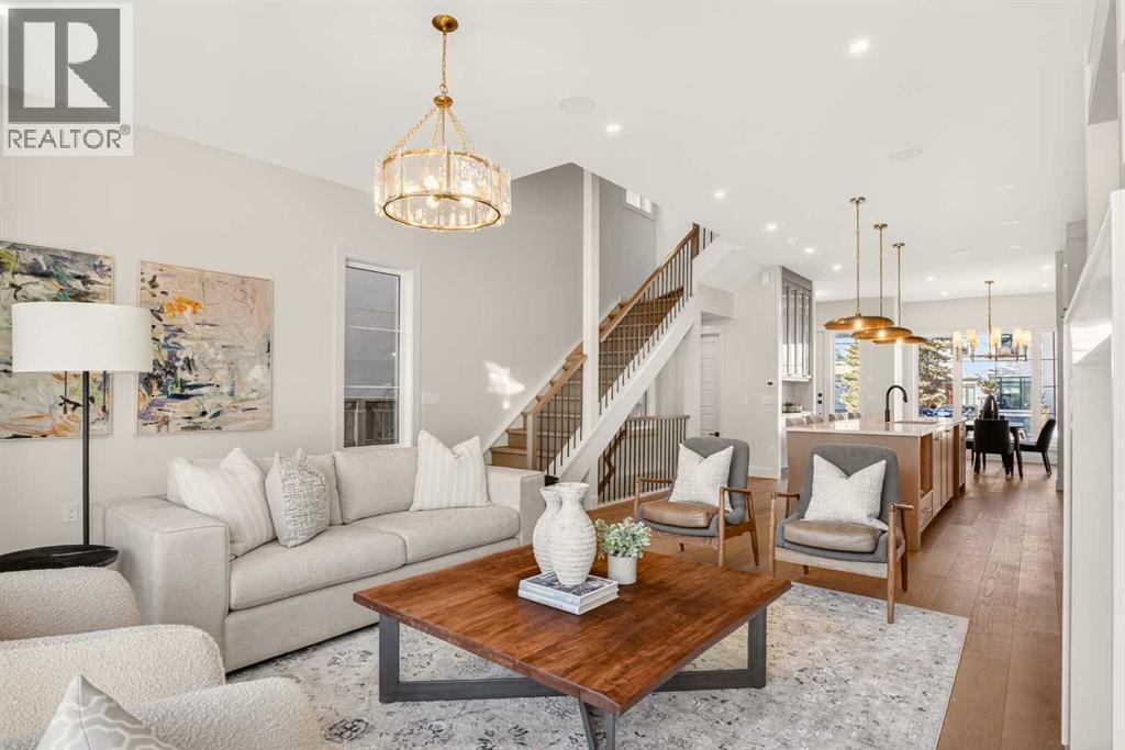 Single Family House for Sale in   Avenue NW West Hillhurst Calgary 