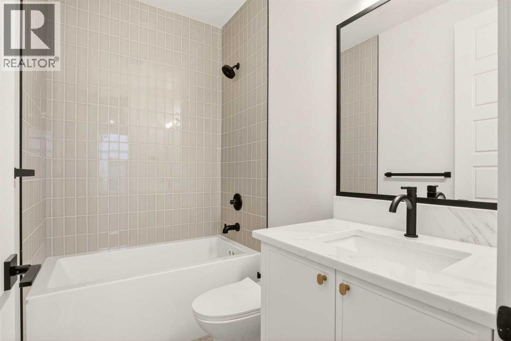 Single Family House for Sale in   Avenue NW West Hillhurst Calgary 