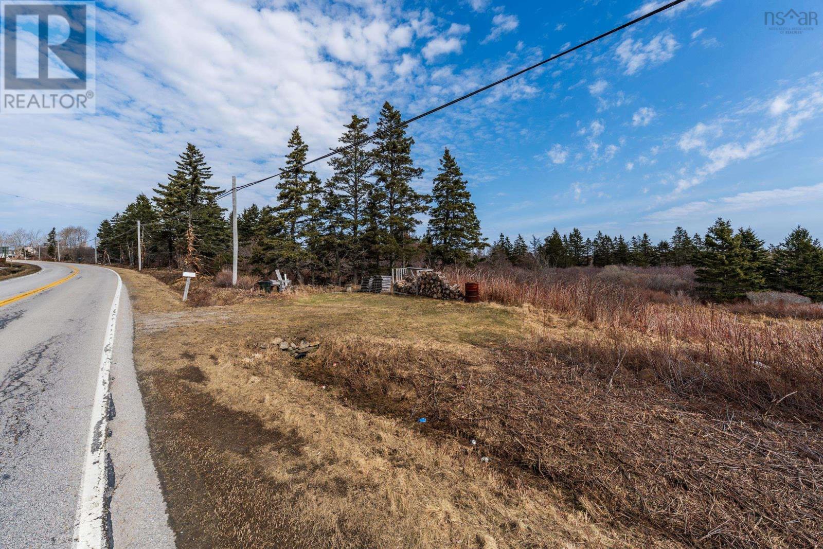 Property 3 of 15 of Highway 1