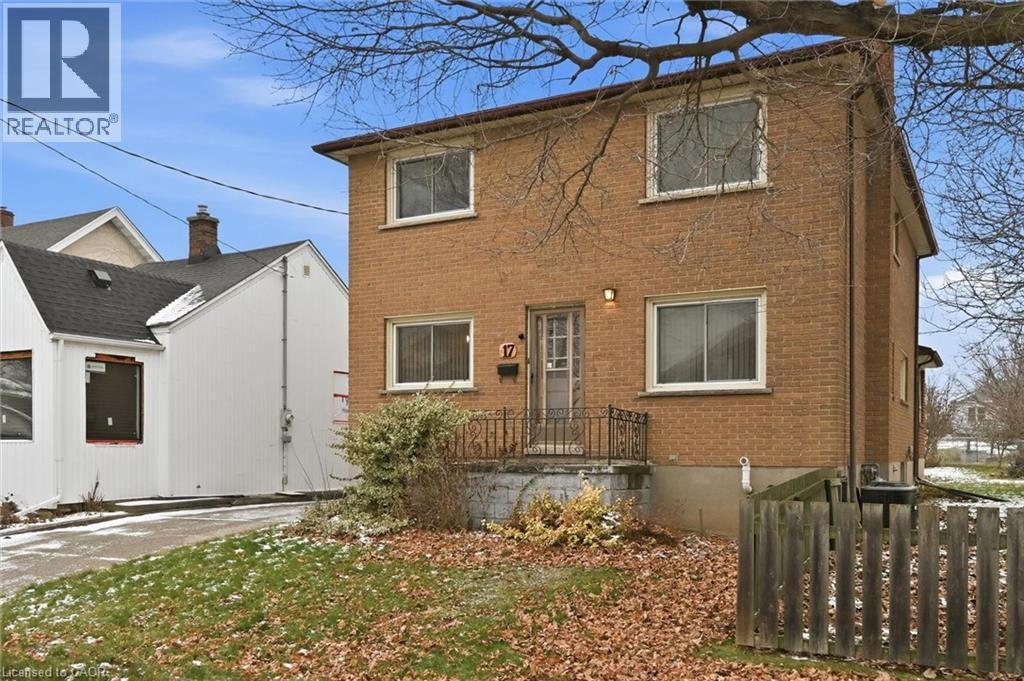 17 QUEEN Street N - 1