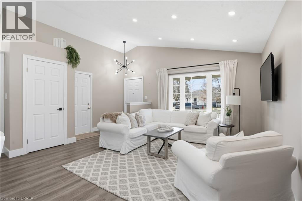 12 DENBY Road - 5