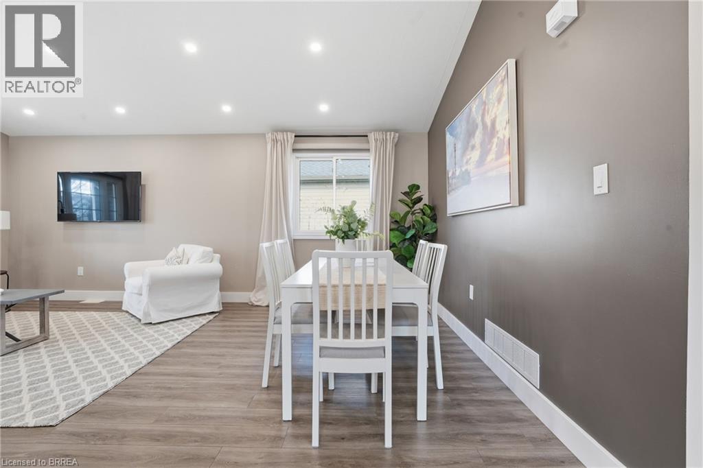12 DENBY Road - 7