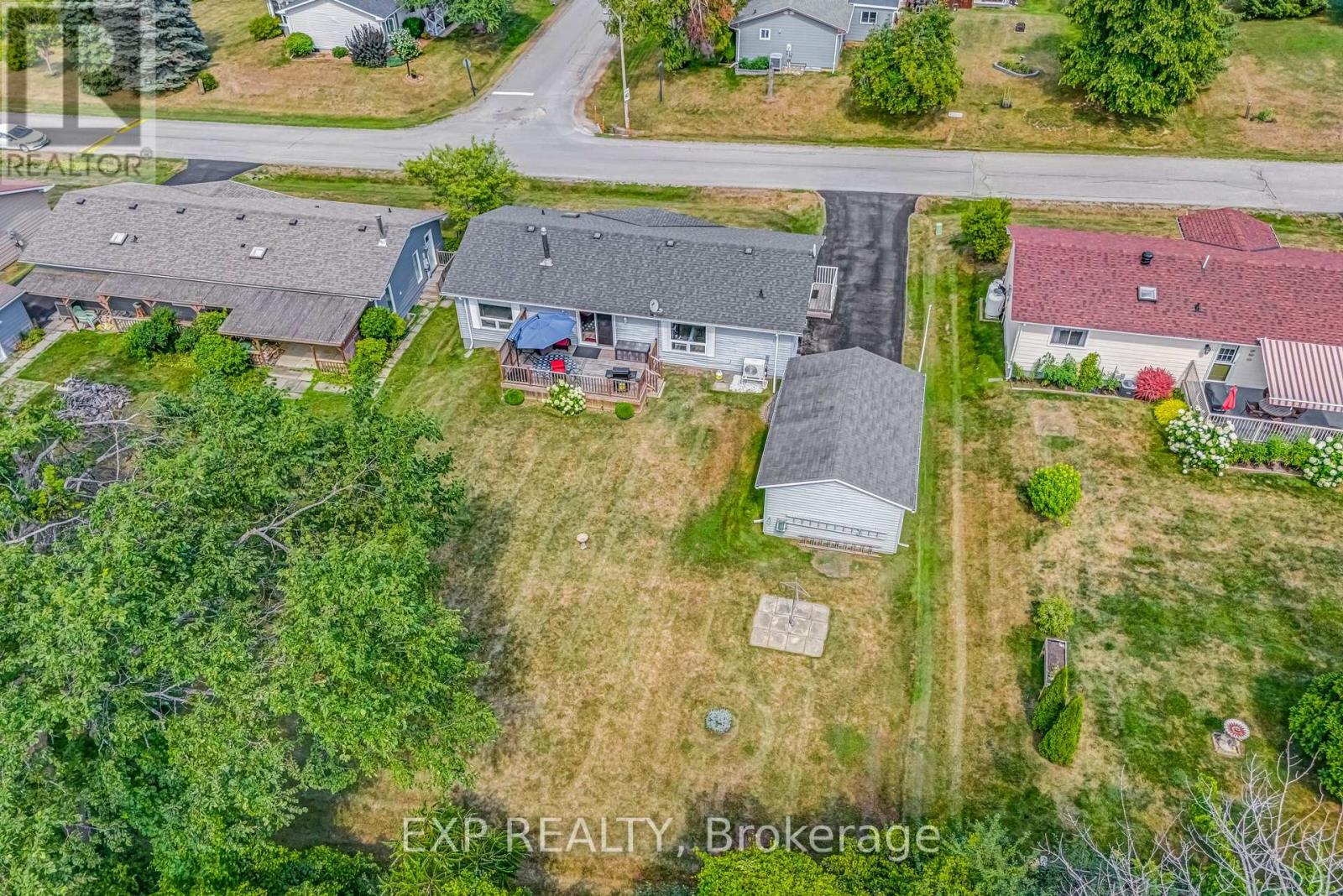 25 JUNO CRESCENT - 42