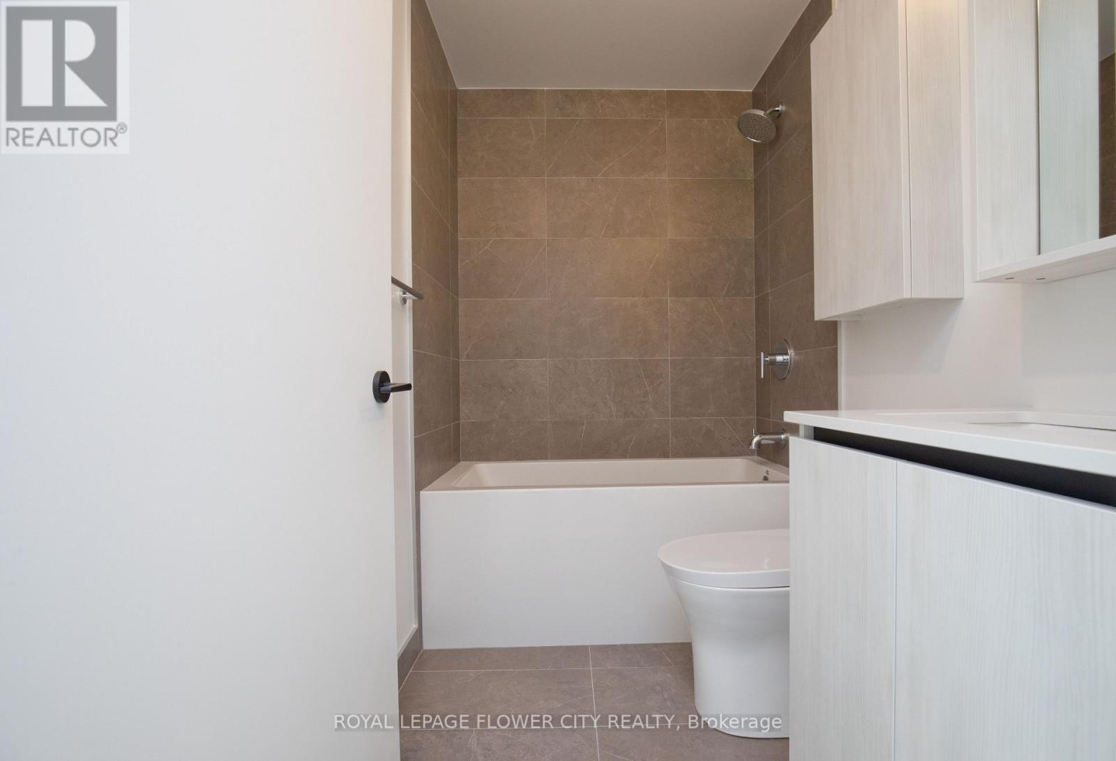 #2308 35 PARLIAMENT STREET - 17