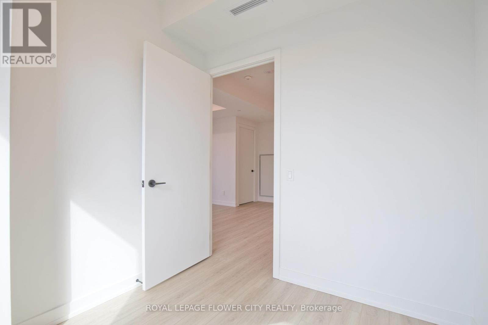 #2308 35 PARLIAMENT STREET - 27