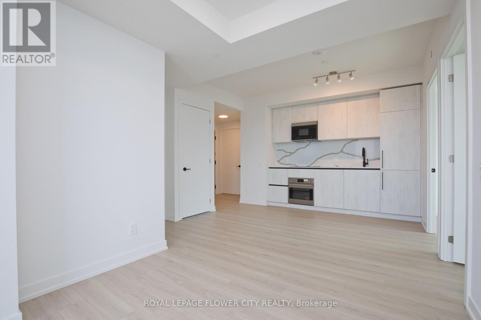 #2308 35 PARLIAMENT STREET - 12