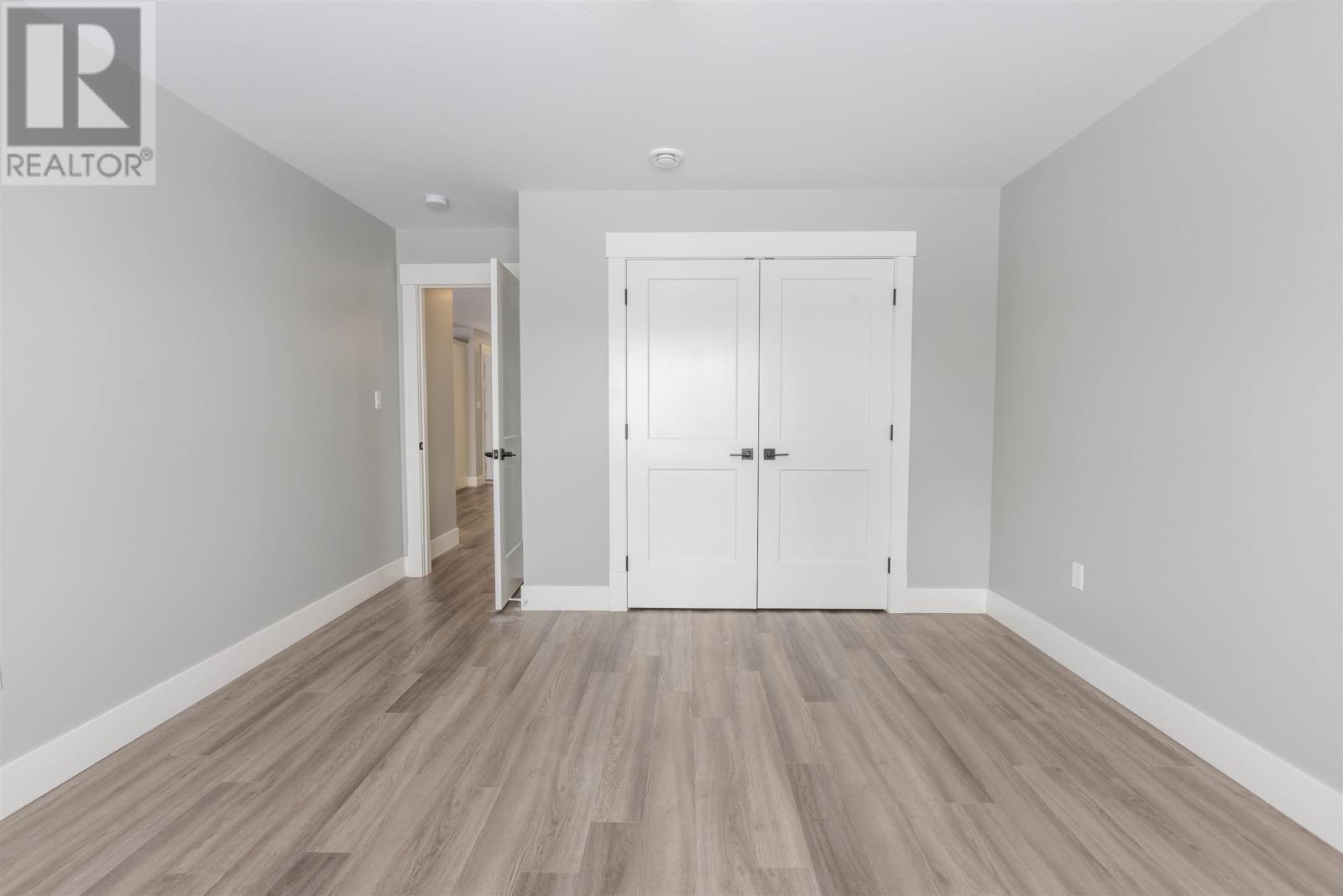 47-51 SMALLWOOD TERRACE - 18