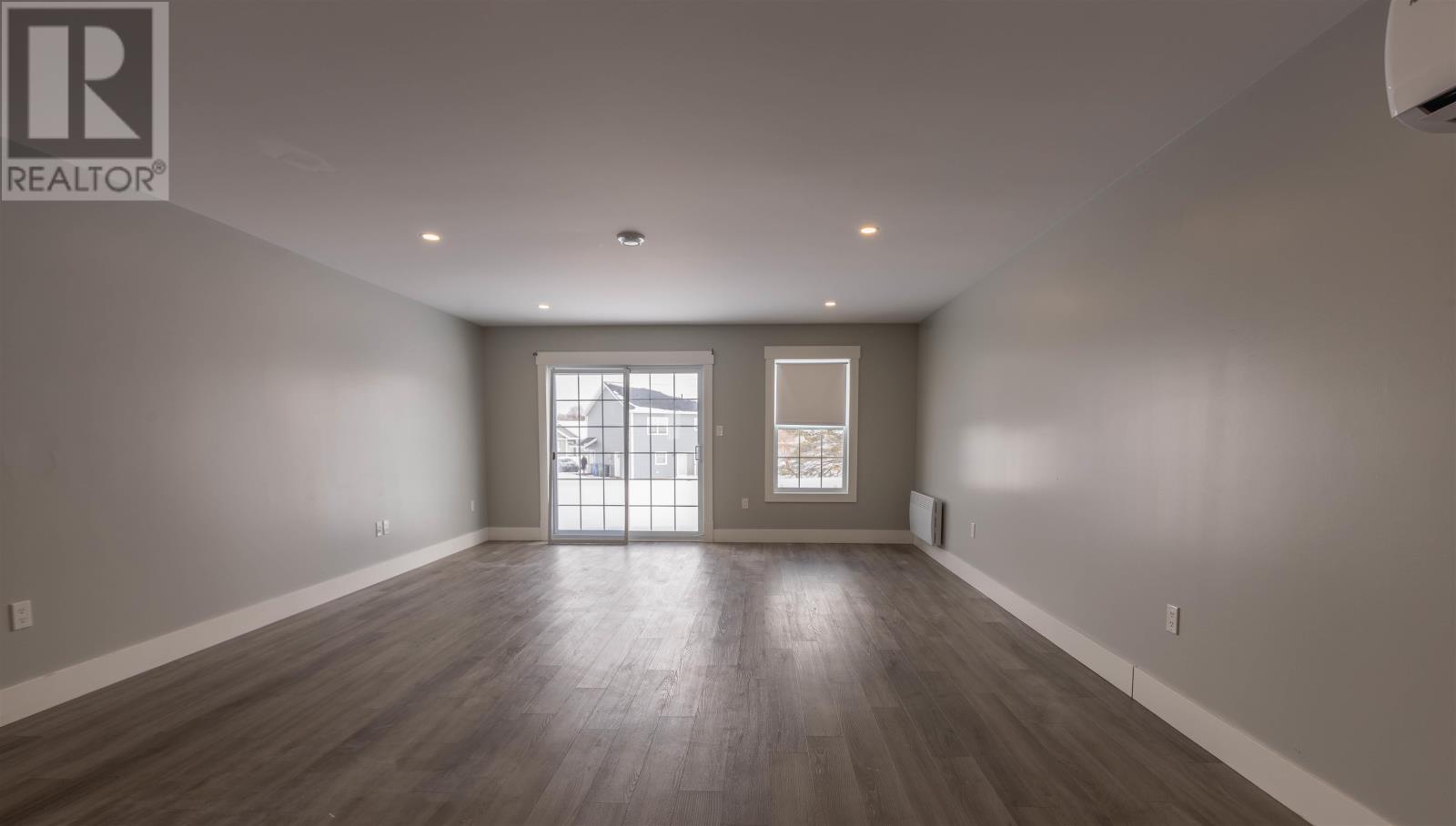 47-51 SMALLWOOD TERRACE - 4