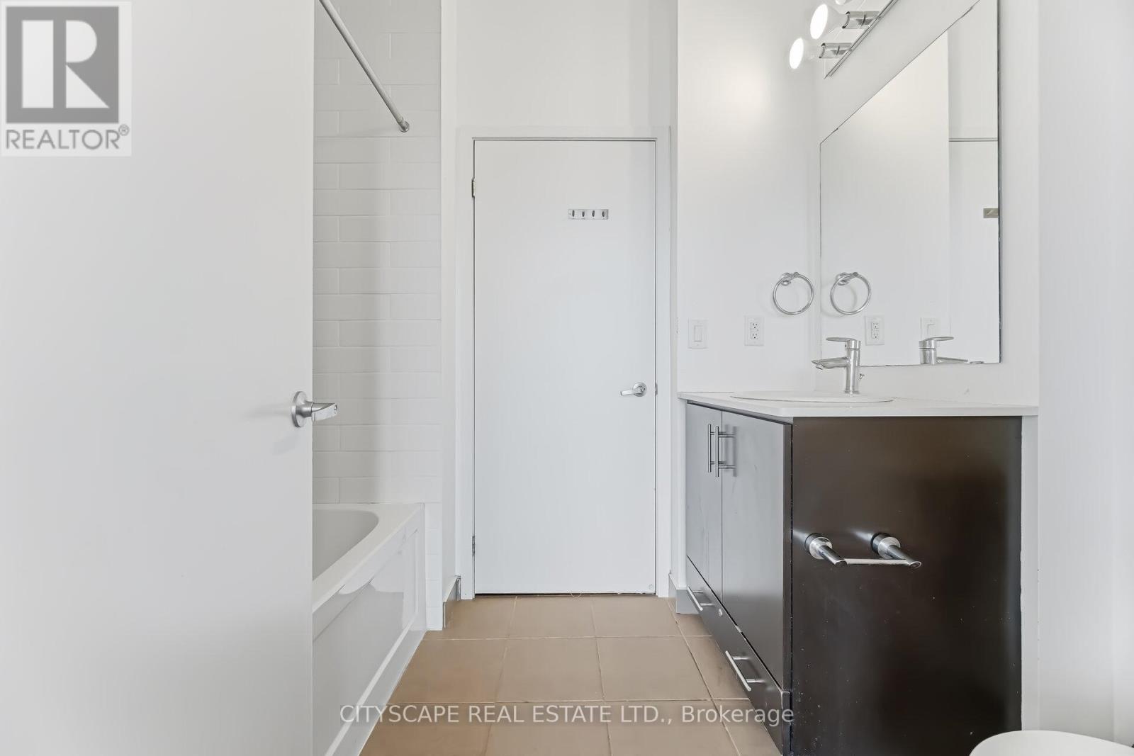#3212 360 SQUARE ONE DRIVE - 16