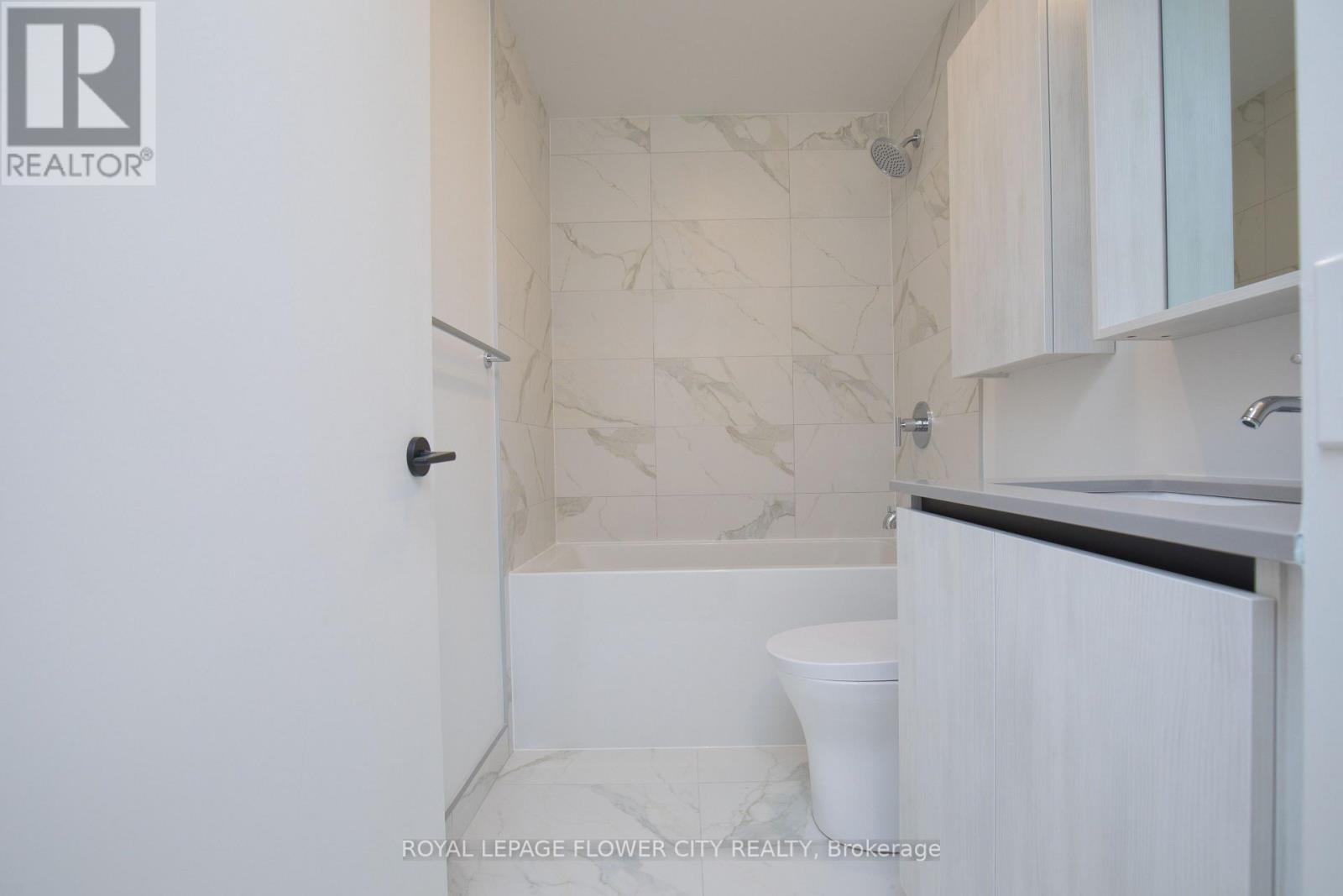 #2308 35 PARLIAMENT STREET - 38