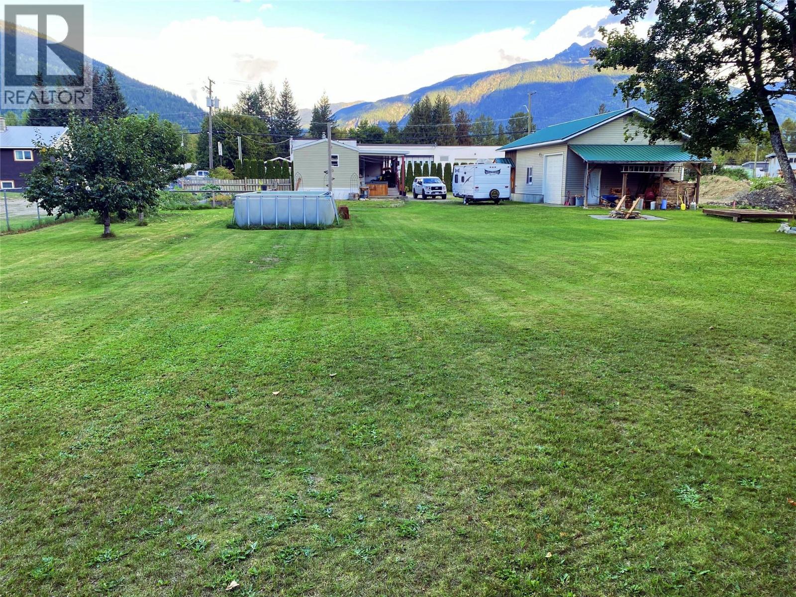 749 BIG EDDY ROAD - 26