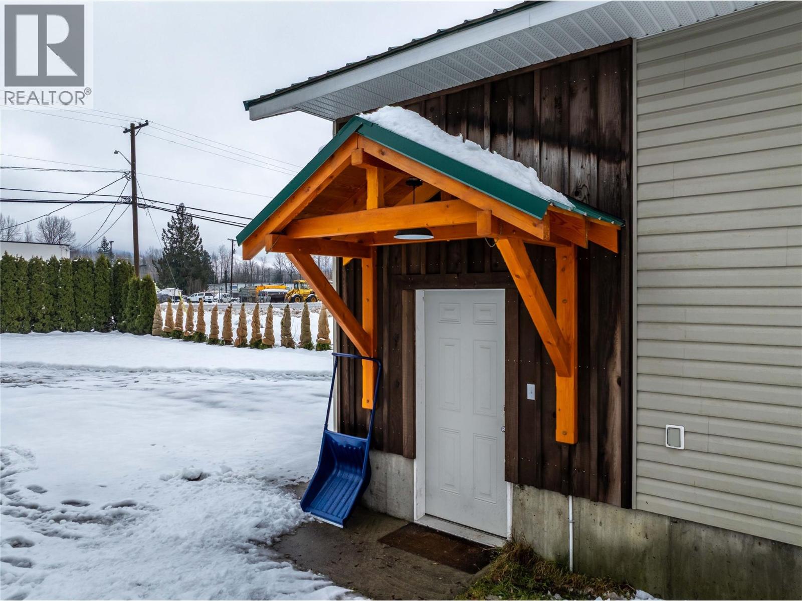 749 BIG EDDY ROAD - 32