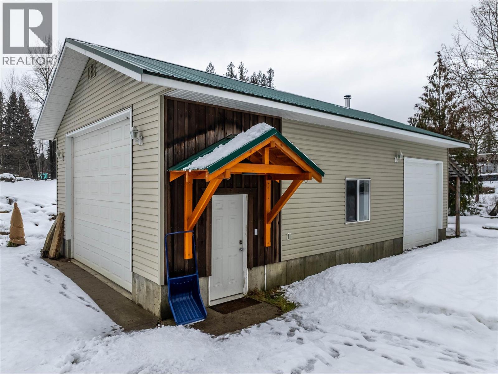 749 BIG EDDY ROAD - 37