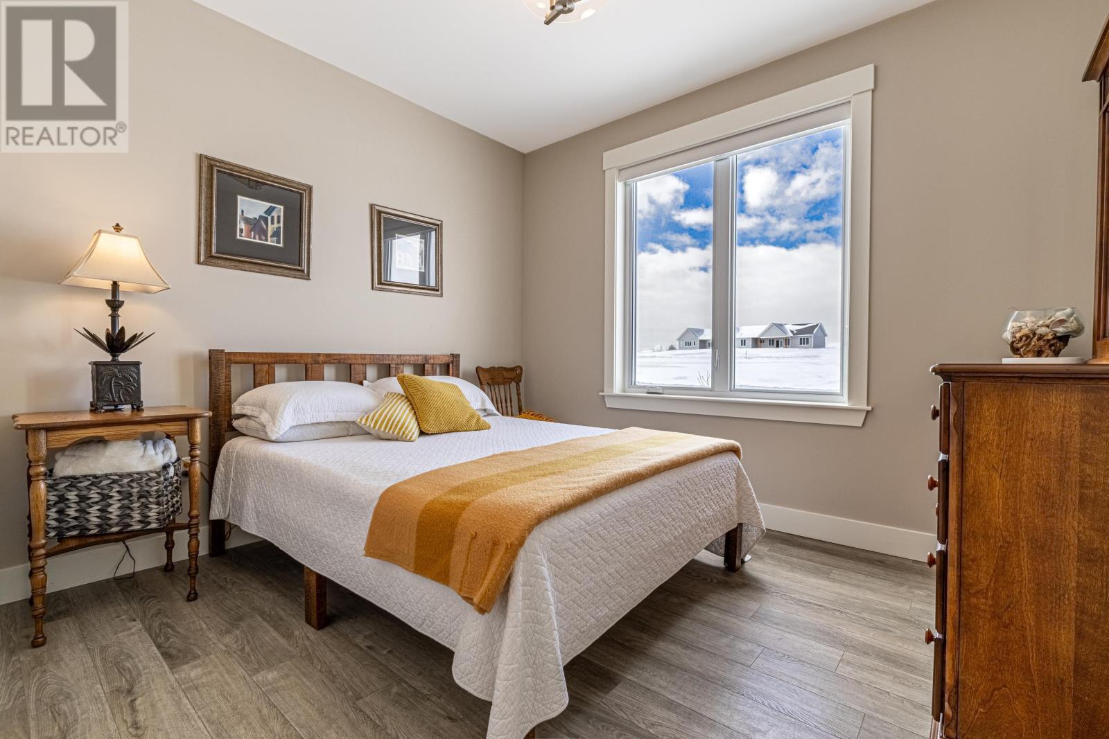 148 BLUE BAY Drive - 23