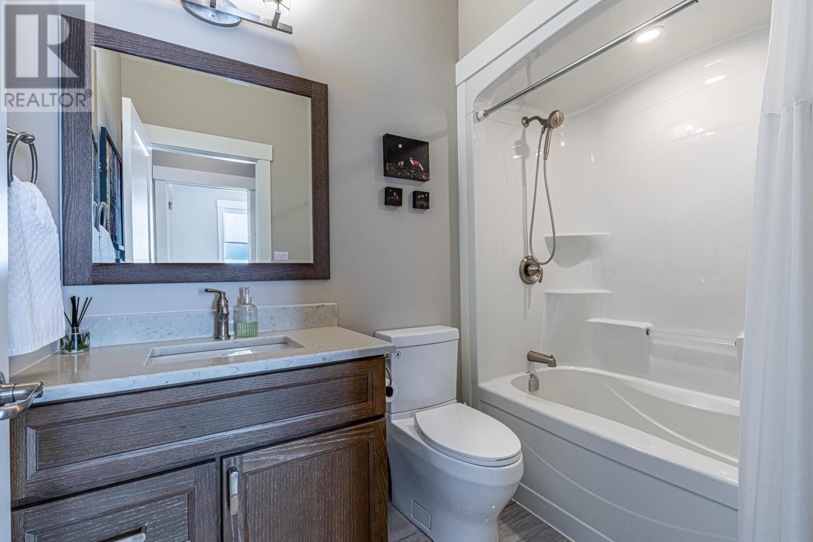 148 BLUE BAY Drive - 24