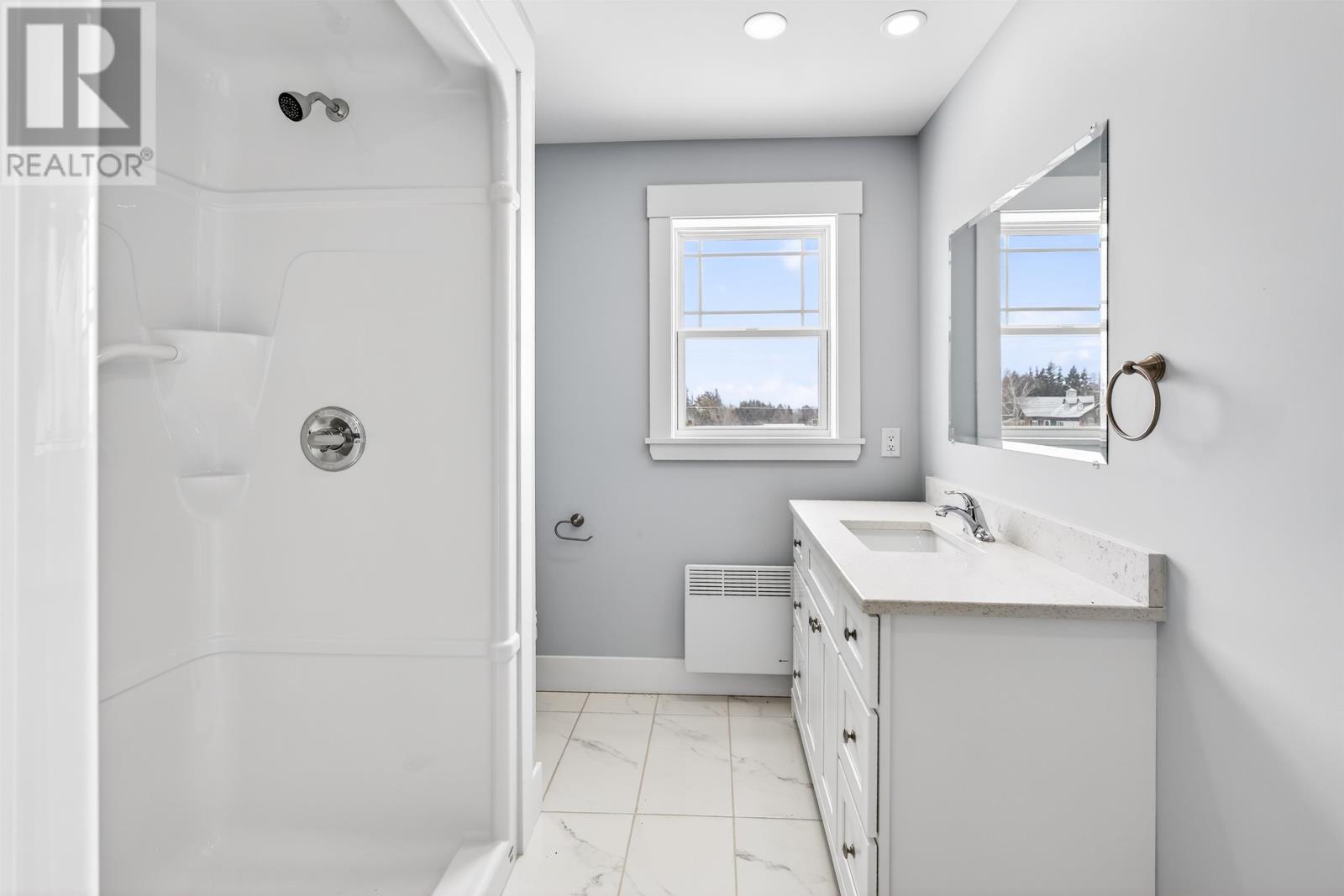 ##307 24 GILBERT DRIVE - 29