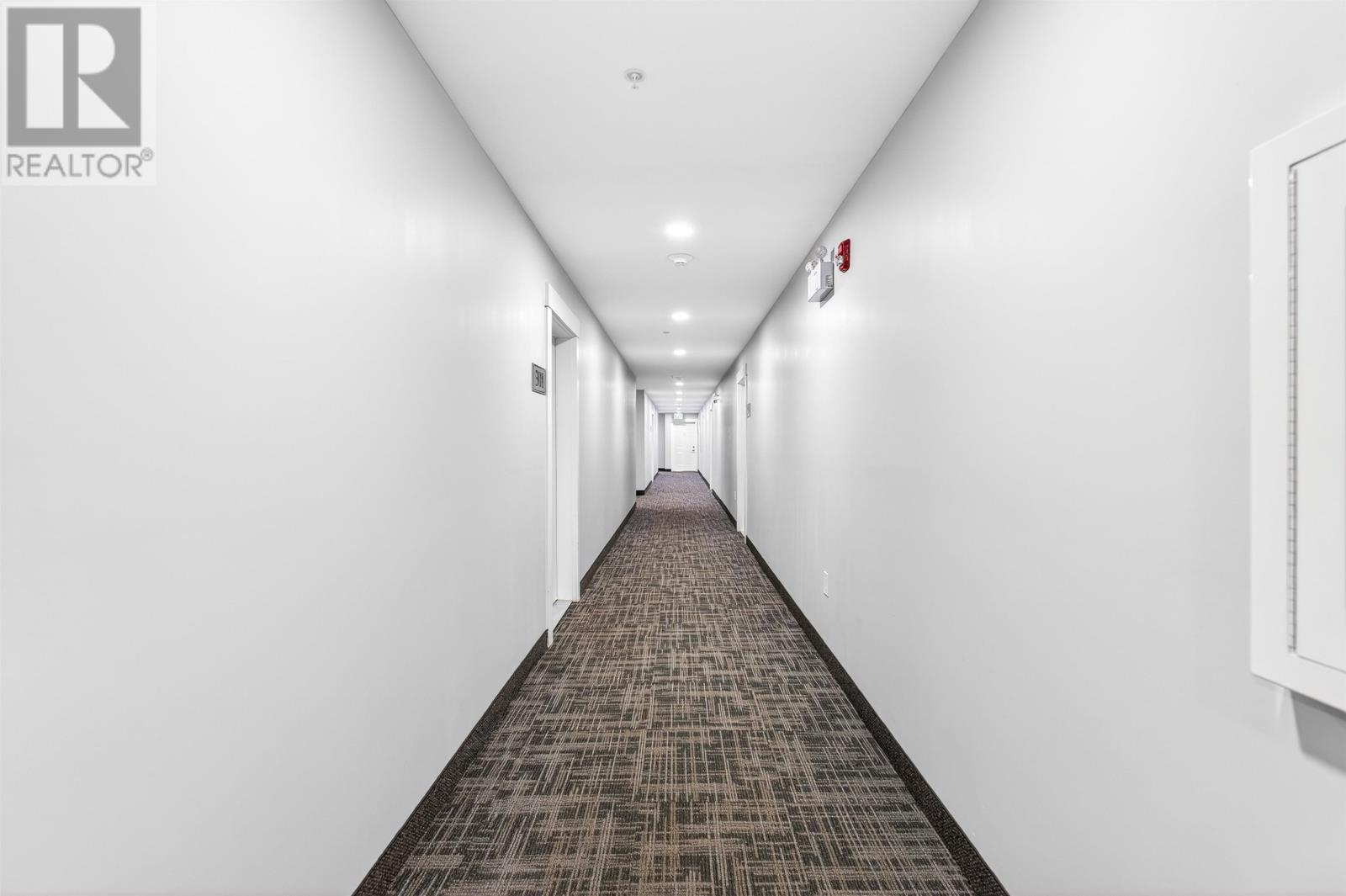 ##307 24 GILBERT DRIVE - 36