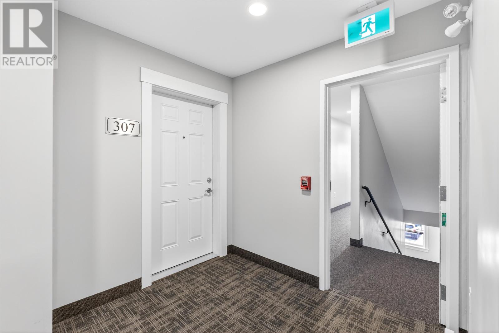 ##307 24 GILBERT DRIVE - 38