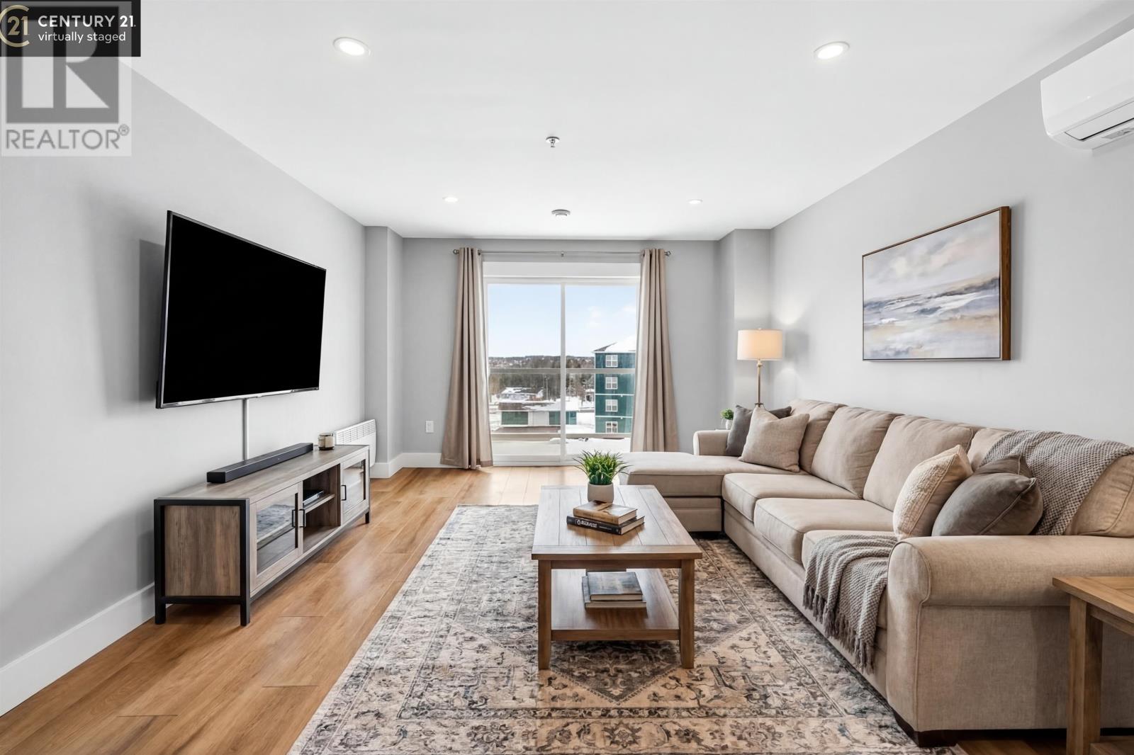 ##307 24 GILBERT DRIVE - 5