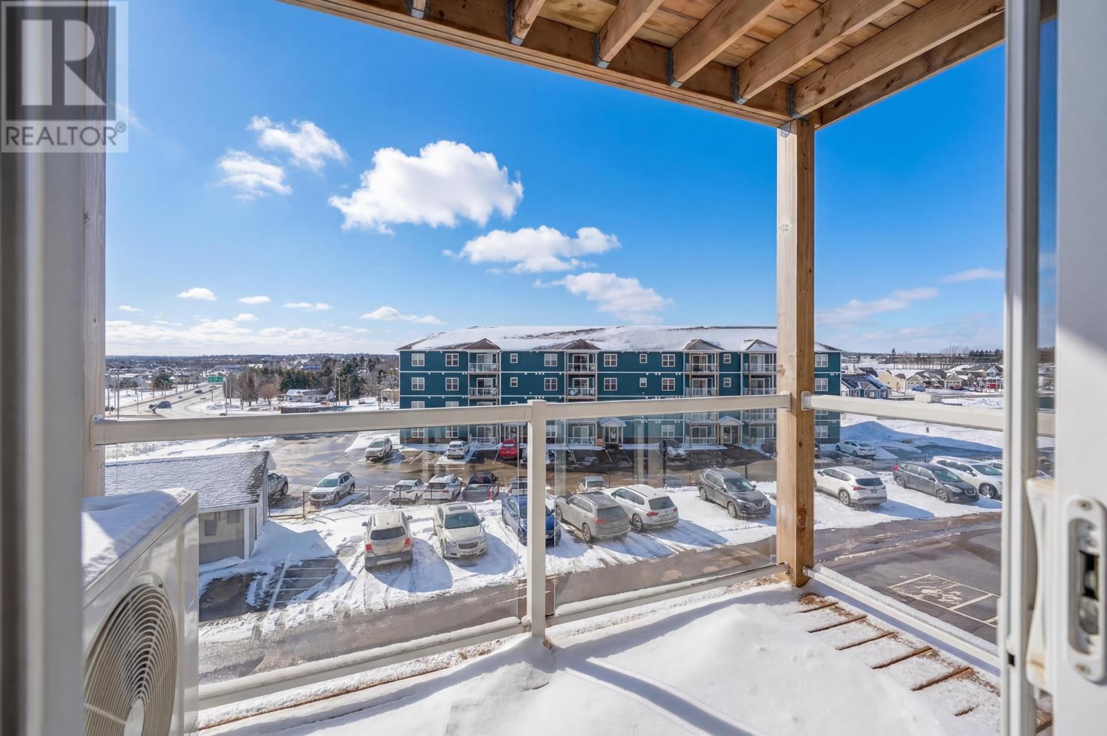 ##307 24 GILBERT DRIVE - 6