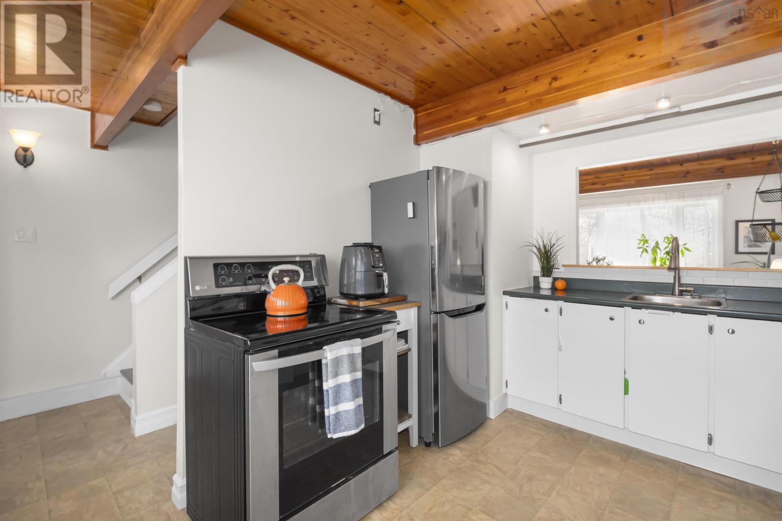 Property 8 of 29 of 117 Cavendish Road