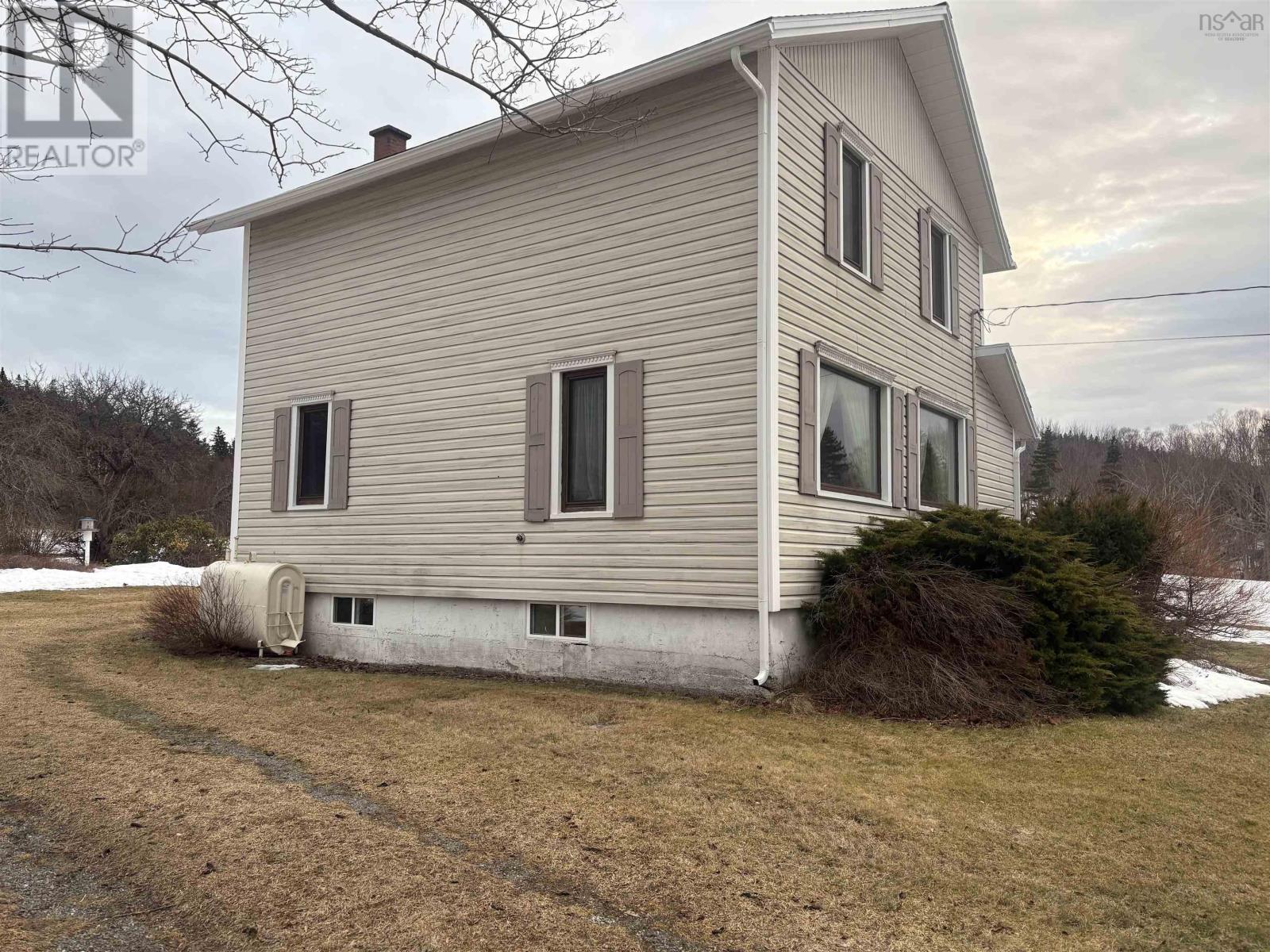 Property 31 of 44 of 7903 East Bay Highway