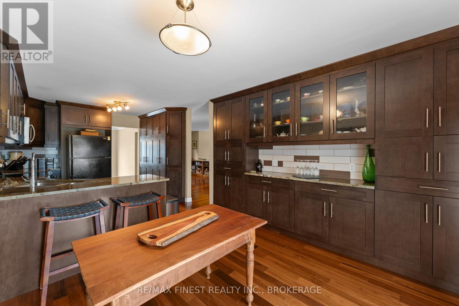 75 BARKER DRIVE - 14