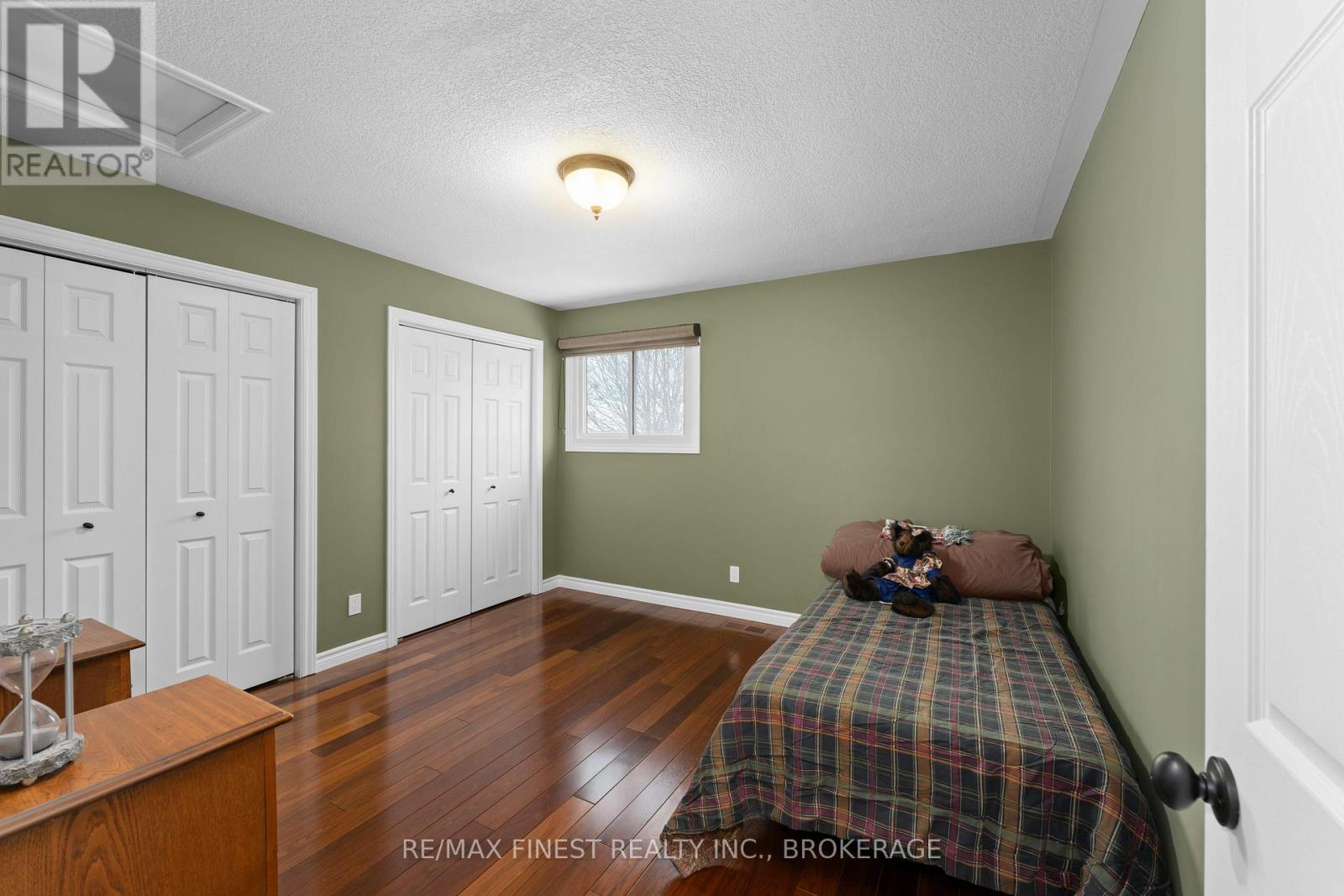 75 BARKER DRIVE - 21