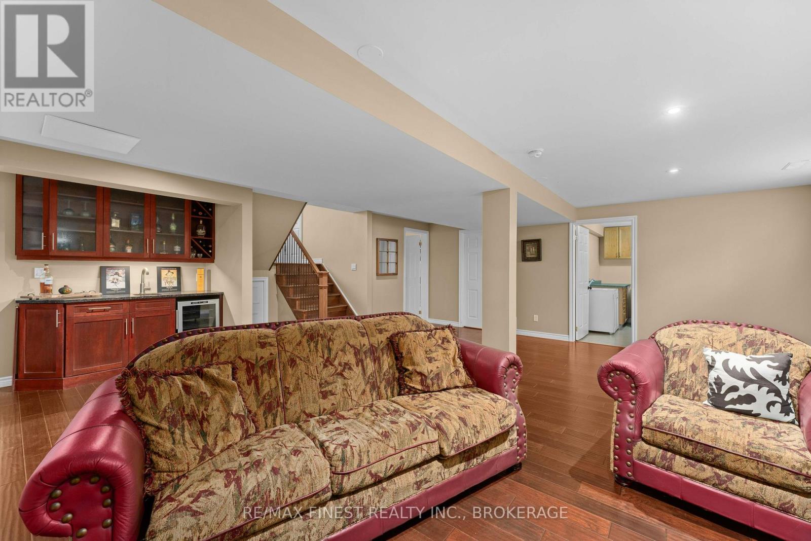 75 BARKER DRIVE - 30