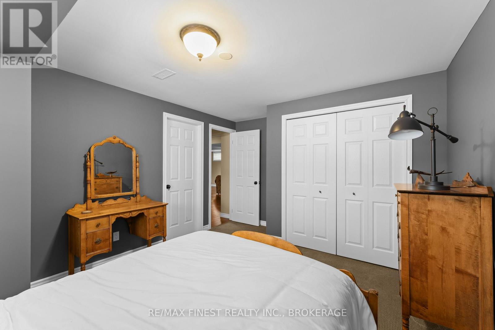 75 BARKER DRIVE - 37